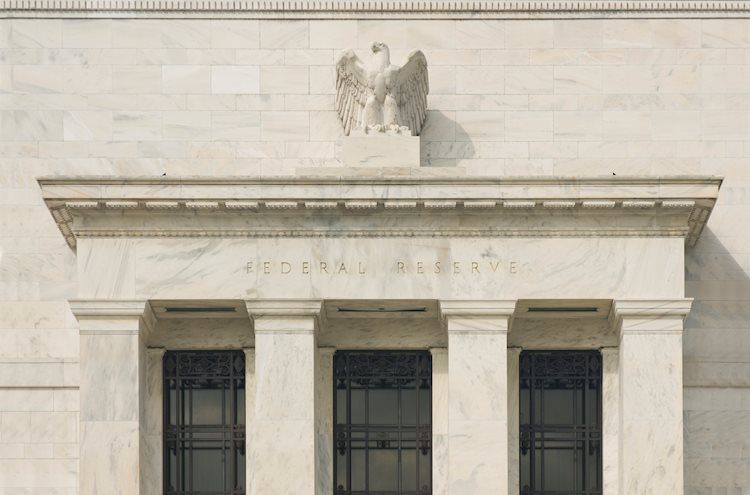 Fed's Bostic: Không cần thiết phải tăng lãi suất để đạt được mục tiêu lạm phát 2%