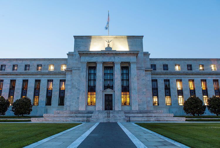 Bản xem trước của Cục Dự trữ Liên bang Hoa Kỳ: Lãi suất được giữ nguyên khi FOMC cân nhắc chỉ số lạm phát