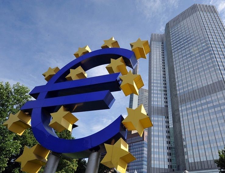 Lạm phát khu vực đồng Euro vượt kỳ vọng