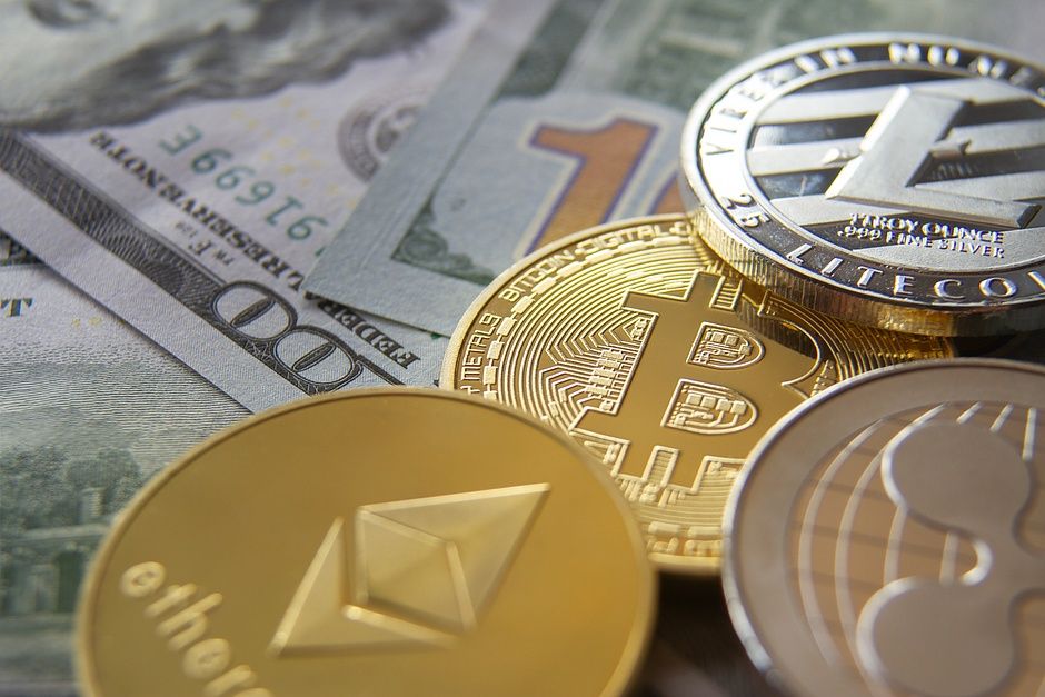 Tiền điện tử hôm nay: Bitcoin, Ethereum giữ vững, BlackRock dập tắt hy vọng về ETF XRP